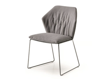 NEW YORK - Sled base upholstered fabric chair by Saba Italia - view 2
